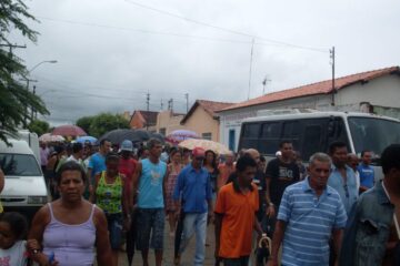 população compareceu em masa