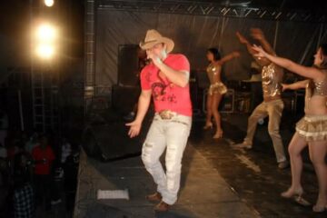 Vocalista do Rasta Chinela