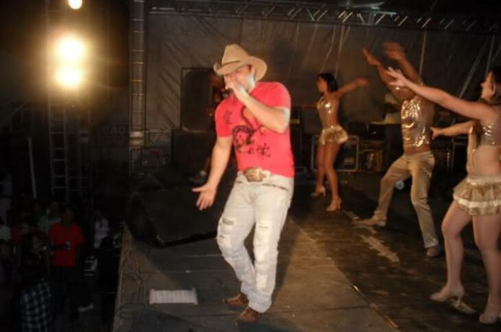 Vocalista do Rasta Chinela