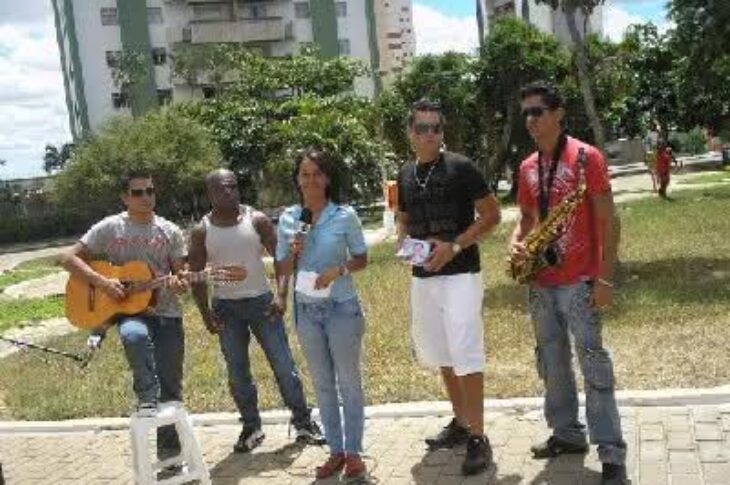 Renan com a equipe da TV Sudoeste filiada da TV Globo