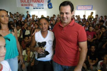 Prefeito Alex e aluna