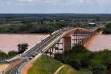 Ponte sobre o rio São Francisco