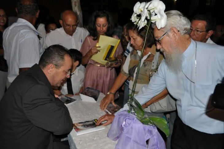 Noite de autográfica