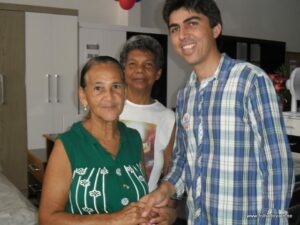 Elias e clientes