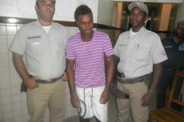 Soldado Macedo.Dindo e soldado Moacir