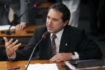 Deputado Natan Donadon na Câmara, em imagem de março de 2012 (Foto: Leonardo Prado / Agência Câmara)
