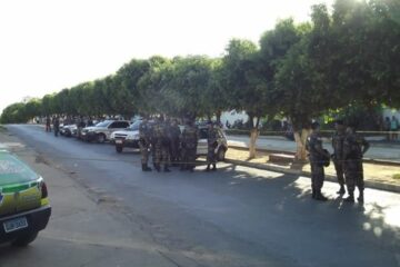 idade viveu dia tenso, enquanto era lido o relatório da Comissão Processante