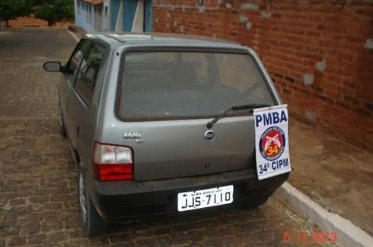 O veículo foi localizado no distrito de Ibitira. (Foto: Divulgação/PM).