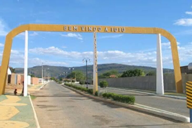 Entrada da cidade de Iuiú