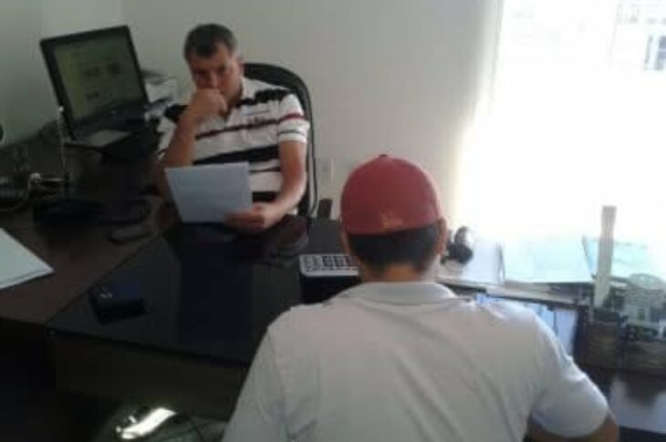 Pai e fillho foram presos| Foto: Reprodução