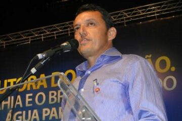 Segundo a promotoria, caso o prefeito Charles Fernandes (PP) não acate a recomendação poderá ser processo e sofrer uma ação de improbidade. (Foto: Lay Amorim/Brumado Notícias).