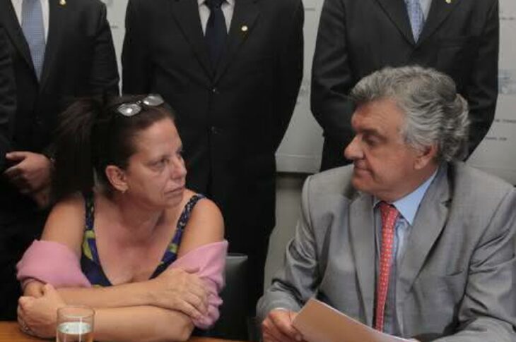 A médica Cubana Ramona Matos teria abandonado o programa Mais Médicos, de acordo com o deputado Ronaldo Caiado Givaldo Barbosa / Agência O Globo Leia mais sobre esse assunto em http://oglobo.globo.com/pais/cubana-decide-abandonar-programa-mais-medicos-11504766#ixzz2sS1zjvwO © 1996 - 2014. Todos direitos reservados a Infoglobo Comunicação e Participações S.A. Este material não pode ser publicado, transmitido por broadcast, reescrito ou redistribuído sem autorização.