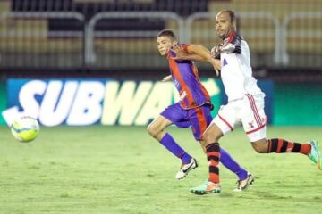 Alecsandro marcou o único gol do Flamengo em Volta Redonda (Foto: Alexandre Vidal / Fla Imagem)