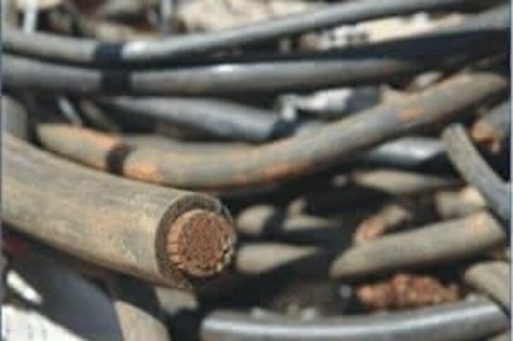 Bandidos roubam cabos de fios da operadora em Carinhanha