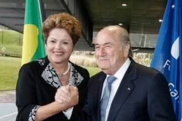 Dilma com Blatter em encontro na Suíça, em janeiro (Foto: Roberto Stuckert Filho / PR)