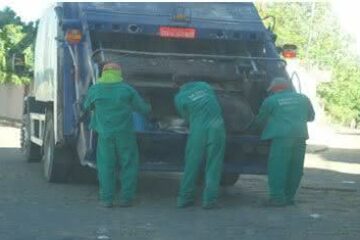 Carro de coleta de lixo