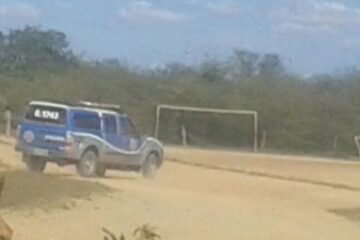 Foto tirada no momento da prisão