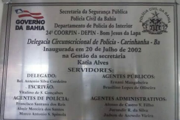 Placa de inauguração em 2002