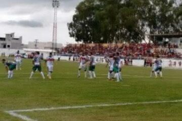 As duas equipes se enfrentaram na primeira fase. Foto: Divulgação/FBF