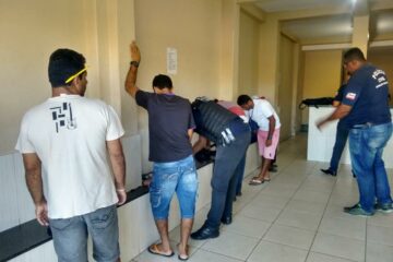 Foto: Cotidiano Policial, material apreendido.