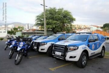 Viaturas da Polícia Militar da Bahia são entregues pelo Governo Rui Costa
