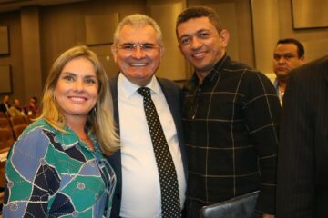 Ivana, Coronel e Góes