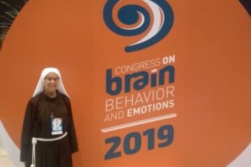 A estudante de Psicologia do Centro Universitário UniFG, Ruth Oliveira,apresentou no Congress on Brain, Behavior and Emotions 2019, o trabalho 