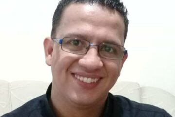 Padre Lauro sofreu acidente automobilístico na noite de quinta-feira (12),na comunidade de Café Sem Troco,zona rural de Palmas de Monte Alto. Foto: Perfil Pessoal.