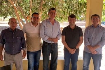 O ex- presidente do BNDS Joaquim Vieira Ferreira Levy , esteve na cidade de Cocos,no Oeste da Bahia, na semana passada. Foto: ASCOM