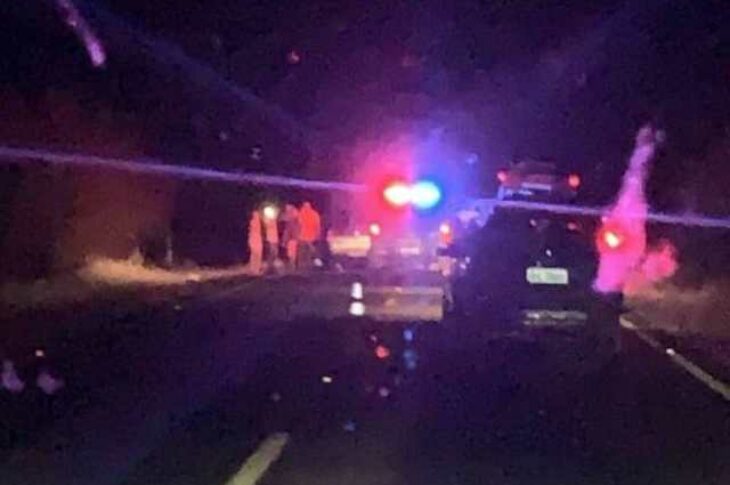 O acidente registrado na noite de domingo (22), em Palmas de Monte Alto,no Sudoeste da Bahia, deixou cinco pessoas feridas. Foto: Internet.