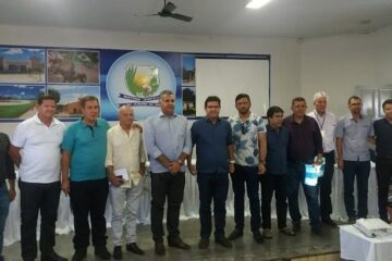 O Consórcio do Alto Sertão debateu a questão dos resíduos sólidos, na manhã de sexta-feira 920), na cidade de matina, no Sudoeste da Bahia. Foto: Blog do Latinha.