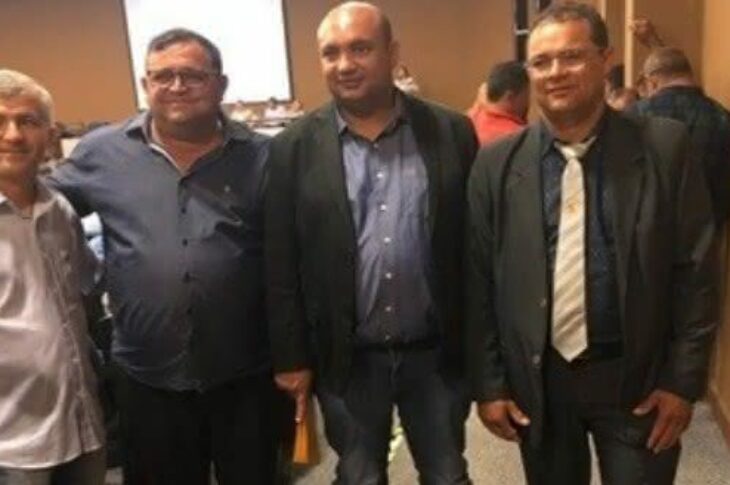 Os presidentes das Câmaras de Vereadores de Carinhanha e Iuiú, participaram da reunião contra a Lei 13.855/19. Foto: Perfil de Pí do Luana