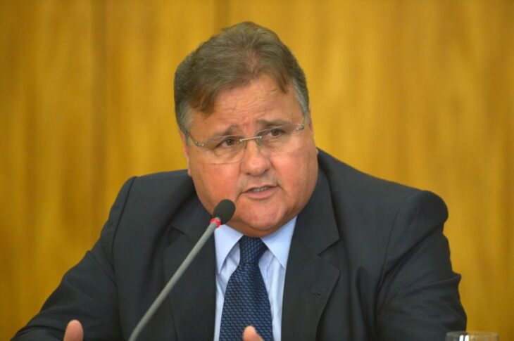 Brasília - O ministro da Secretaria de Governo, Geddel Vieira Lima, anuncia medidas para reduzir os gastos públicos (José Cruz/Agência Brasil)