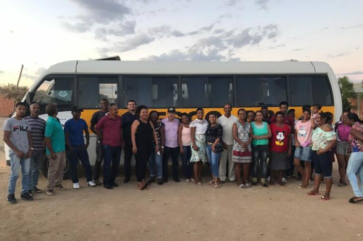 Entrega do ônibus.Foto: ASCOM