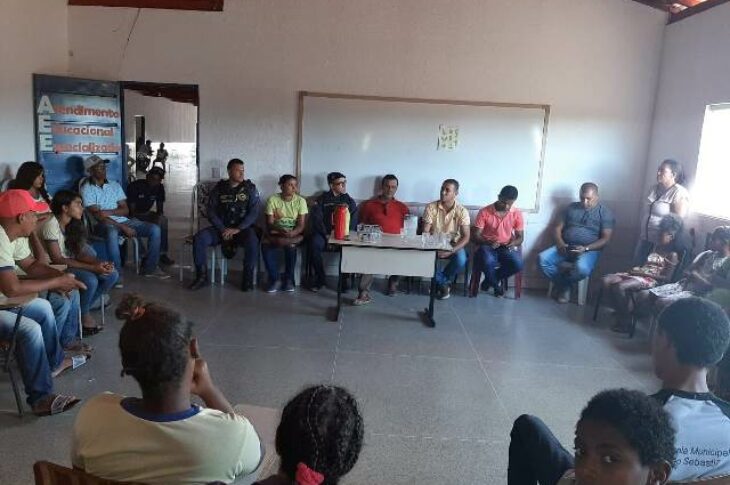 Os dois homens foram detidos transportado drogas para o município de Malhada,no Sudoeste da Bahia, na tarde de terça-feira (14). Foto: reprodução Nortícias.