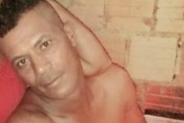 O corpo de Carlos de Jesus Santos foi encontrado na manhã desta segunda-feira (28),no Rio São Francisco,em Bom Jesus da Lapa,no oeste da Bahia.