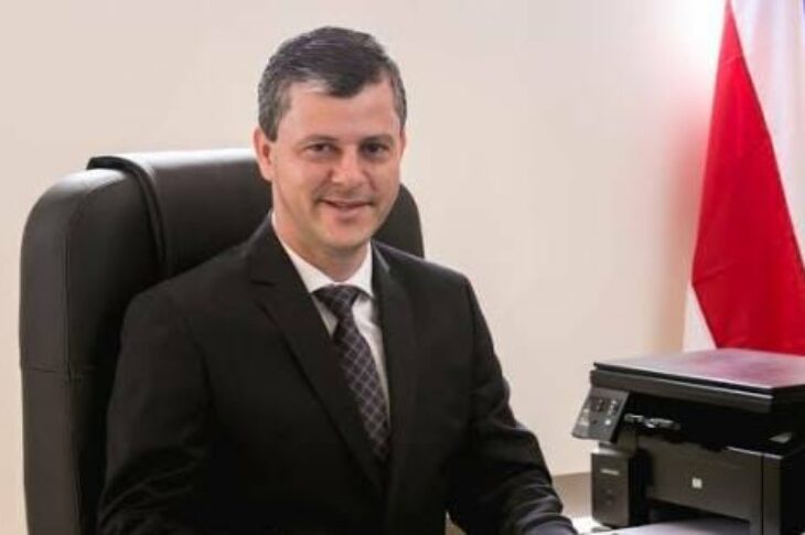 O prefeito de Caetité Aldo Ricardo Cardoso Gondim, exonerou dez secretários na última sexta-feira (25). Foto: Divulgação.