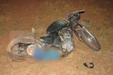 Os irmãos foram encontrados mortos na madrugada deste sábado (2),na BR-242,em Luís Eduardo Magalhães, no Oeste da Bahia. Foto: Blog do Braga.