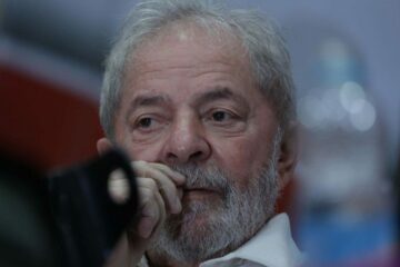Defesa de Lula pediu a soltura dele após decisão do STF — Foto: Reprodução