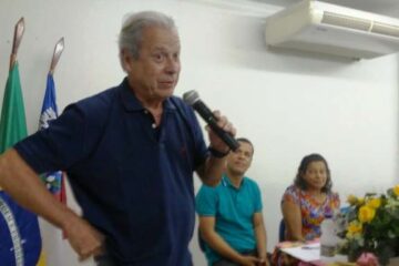 Zé Dirceu ministra palestra em Guanambi.
