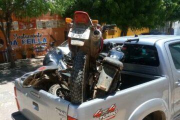 Motocicletas apreendidas na zona rural de Carinhanha,nesta quinta-feira(9).Foto: reprodução.