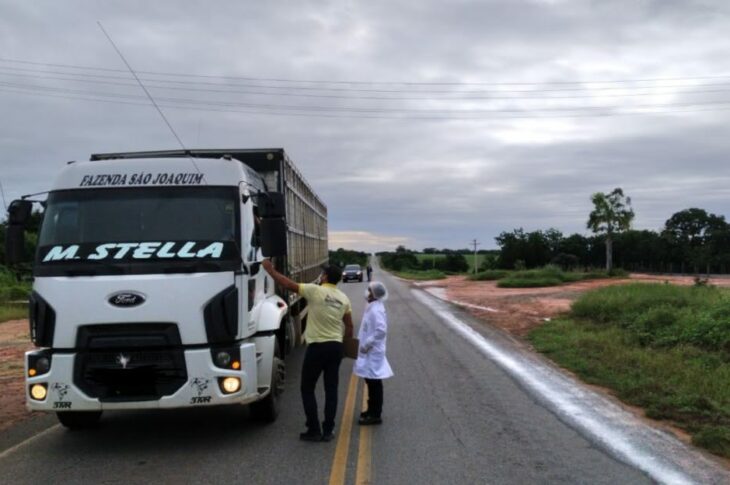 Barreira sanitária na BR-030,em Julião.Foto: Secretária de Saúde.