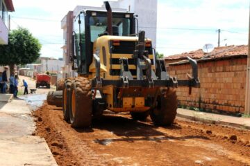 Prefeitura de Caetité recupera ruas.Foto:ASCOM