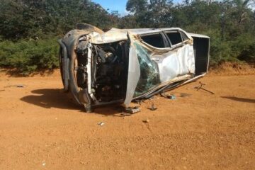 Funcionária da INB capota carro em Caetité.Foto:reprodução Radar030.