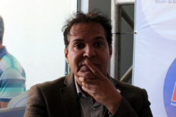 Prefeito Eures convoca o povo para queimar vans e ônibus.