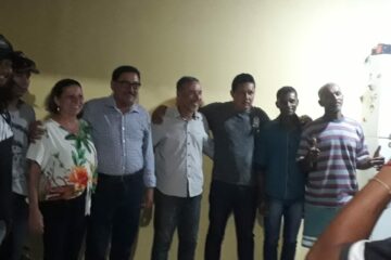 Anselmo fecha com Jorge Aragão.Foto: Divulgação.