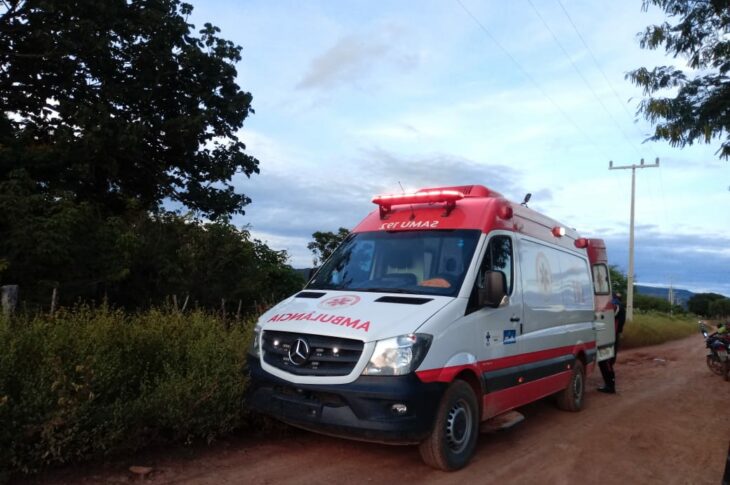 Marys Macedo Lopes caiu da motocicleta na tarde de terça-feira(14),em Malhada.Foto:leitor do Folha do Vale.