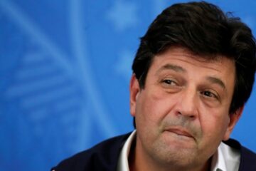 O ministro da Saúde, Henrique Mandetta, durante entrevista na última sexta-feira (3) — Foto: Ueslei Marcelino/Reuters