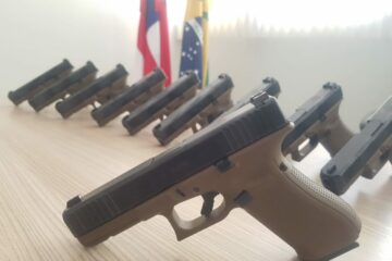 17ºBPM recebe novas pistolas em Guanambi. Foto: divulgação.