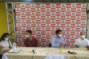 Coletiva de imprensa com o prefeito de Guanambi.